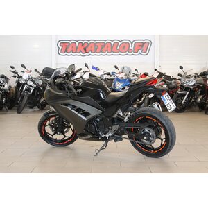 Kawasaki Ninja 300