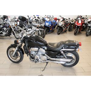 Honda VF750C Magna