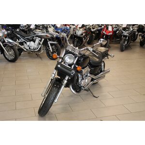 Honda VF750C Magna
