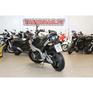 Suzuki GSR600