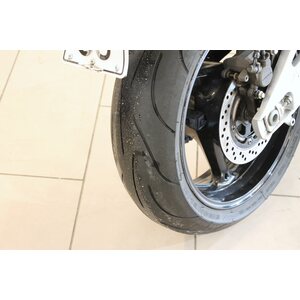 Suzuki GSR600