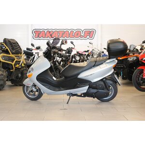 Yamaha Majesty