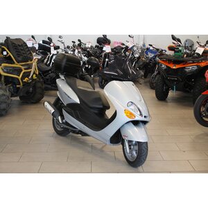 Yamaha Majesty