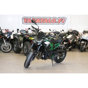 Kawasaki Z900 MY25 Demo