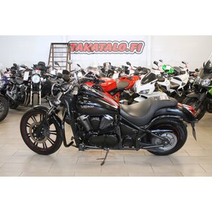 Kawasaki VN900 Custom