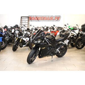 Yamaha YZF-R1
