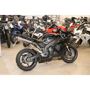 Yamaha YZF-R1