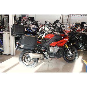 BMW S1000XR