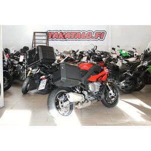 BMW S1000XR