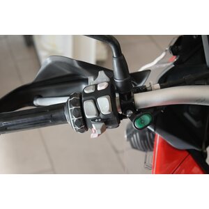 BMW S1000XR