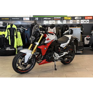 BMW F 900 R