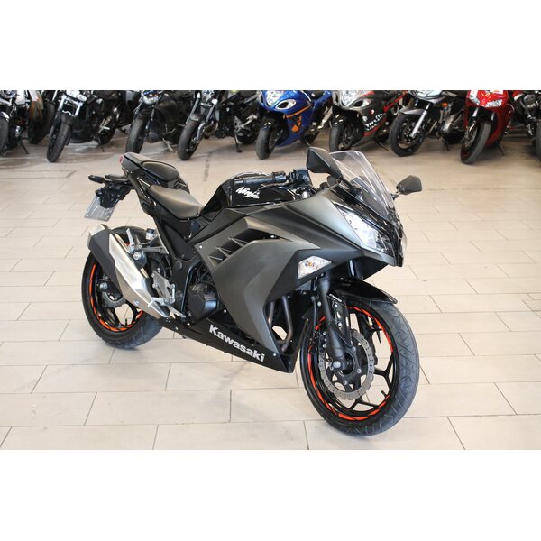 Kawasaki Ninja 300